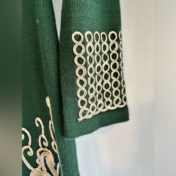 D’JOCELYNE Green Embroidered Sweater Dress - Picture 3 of 6